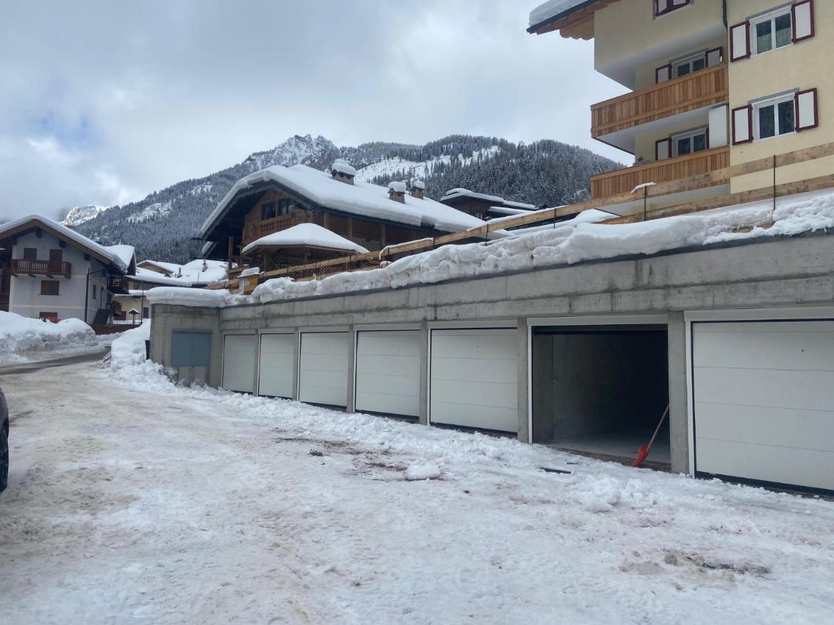 Appartamenti Ladina Campitello di Fassa Extérieur photo