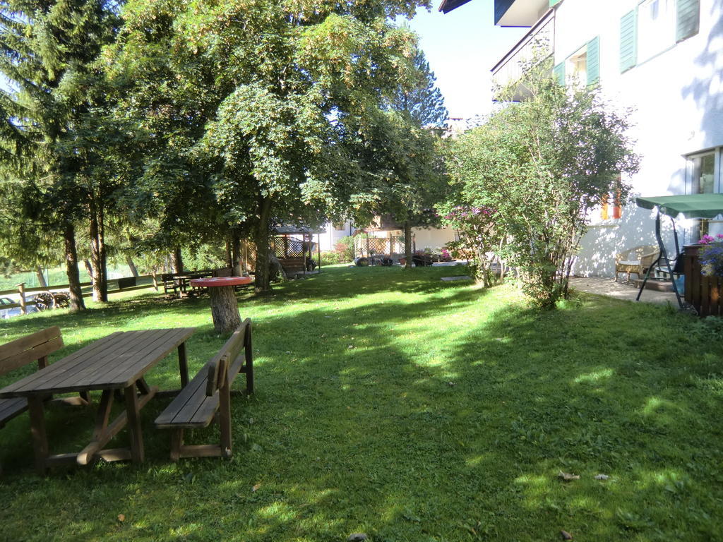 Appartamenti Ladina Campitello di Fassa Extérieur photo