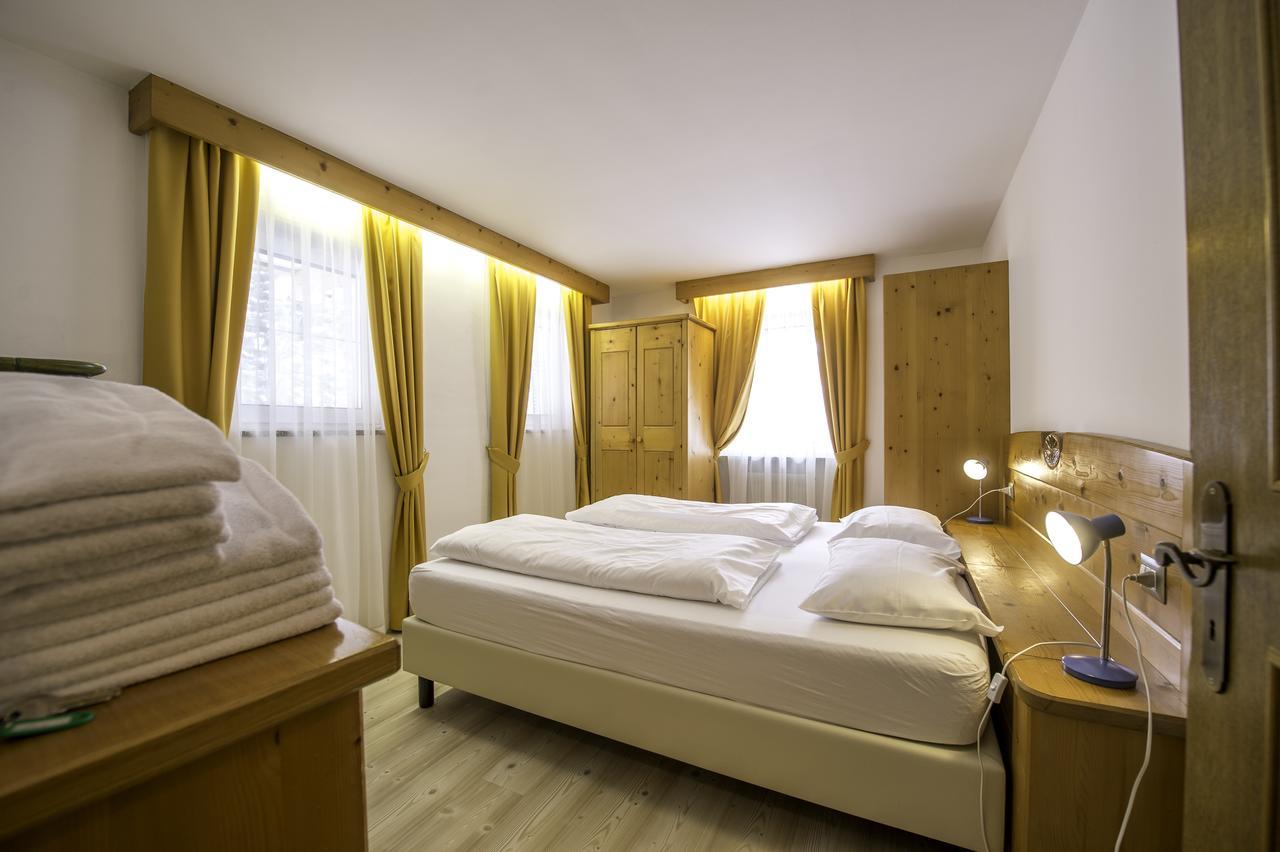 Appartamenti Ladina Campitello di Fassa Extérieur photo
