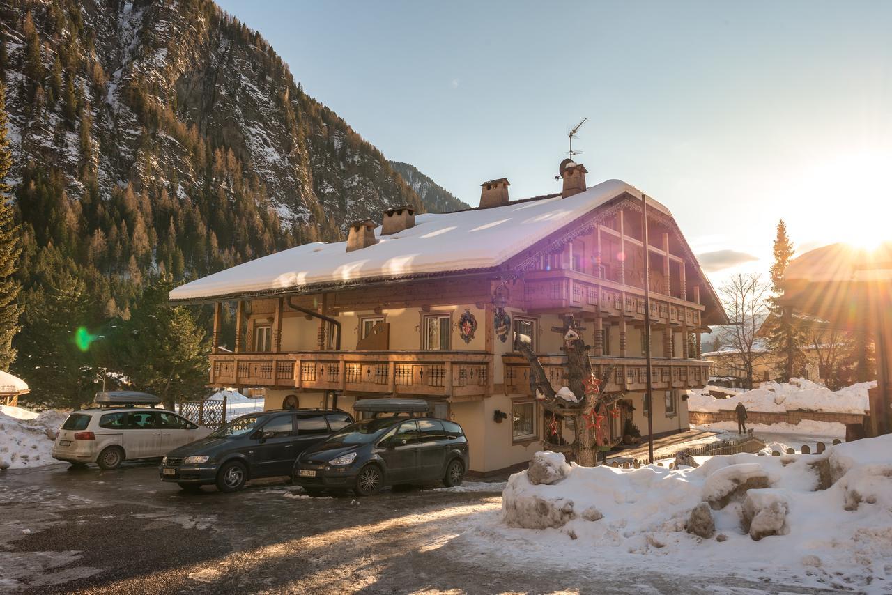 Appartamenti Ladina Campitello di Fassa Extérieur photo