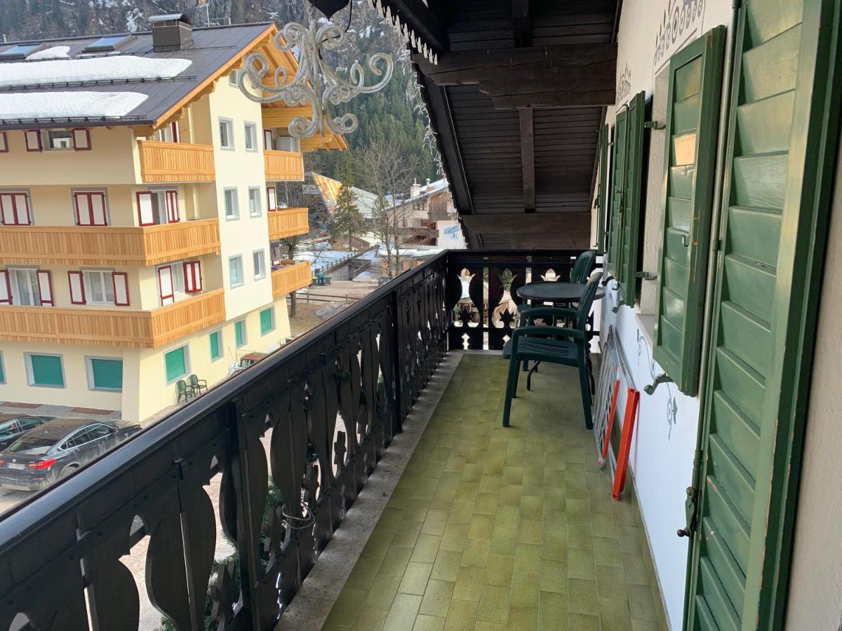 Appartamenti Ladina Campitello di Fassa Extérieur photo